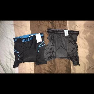 2 pairs of Men’s padded bike shorts